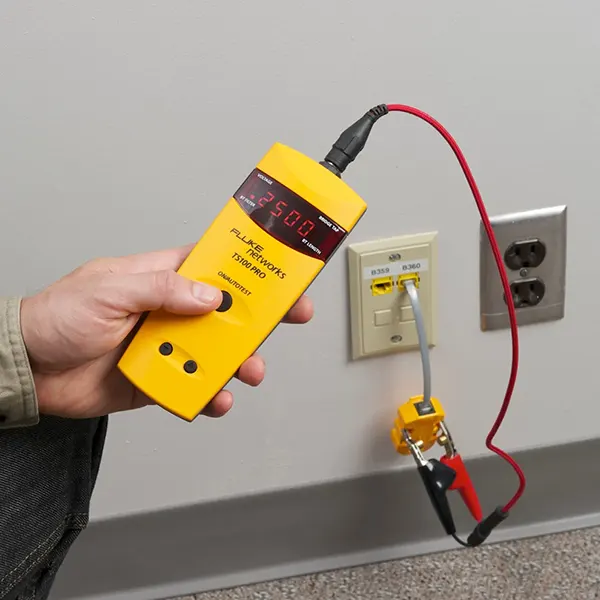 Fluke Cable Fault Finder with Bridge Tap Detect TS100 PRO