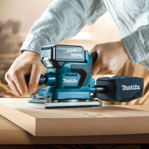 Makita Cordless Sander Machine For Wood, Pad Size 93 x 185 mm, 1.5 kg DBO380Z