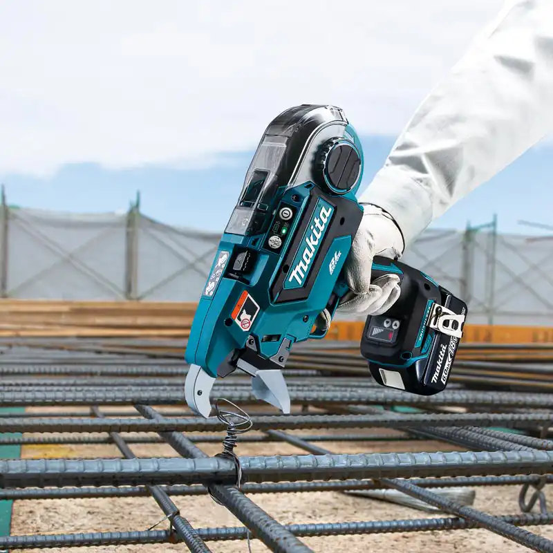 Makita Cordless Rebar Tying Tool, 18V, Wire Size 0.8mm, 2.7 kg DTR181RTJ