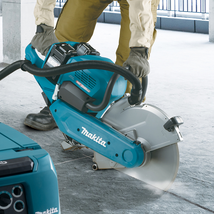 Makita Cordless Concrete Power Cutter 80V, Blade 355mm, 4200rpm, Cutting Depth 127mm, 11.3kg CE002GZ