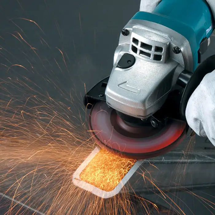 Makita Angle Grinder Machine 5 inch, Slide Switch, 840W, 11000rpm, 2.1kg 9558HNG