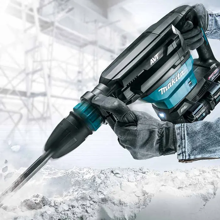 Makita Cordless Demolition Hammer, 80V, SDS Max, Impact 20.9J, 1900bpm, 10.7kg HM002GZ03