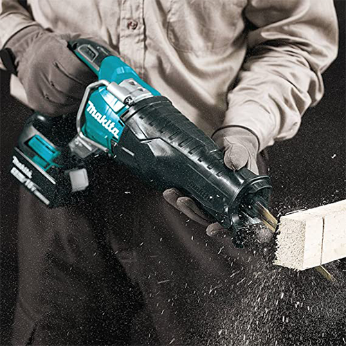 Makita Reciprocating Saw Cordless, Brushless, 18V, Length of Stroke 32mm, 0-3000 spm , 3.4 kg DJR187Z