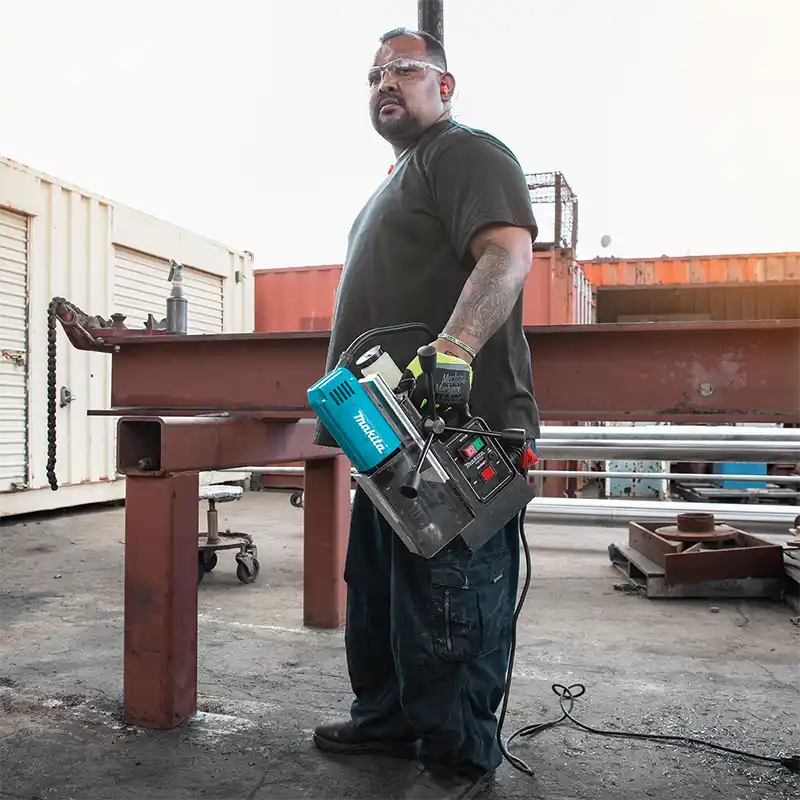 Makita Magnetic Drill Machine, Max. Drilling Capacity 35mm, 1050W, 850rpm, 11.6kg HB350