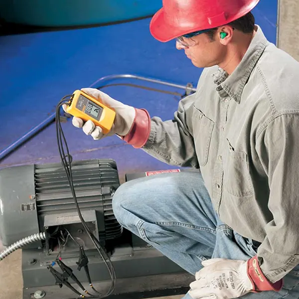 Fluke Phase Sequence Tester Digital, 40 to 700V AC, 15 Hz to 400 Hz, CAT III 600V/CAT IV 300V FLUKE-9040