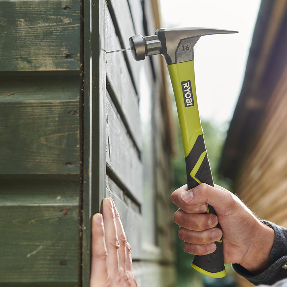 Ryobi Framing Hammer 450g, Straight Claw, Magnetic Nail Holder RH16FSS