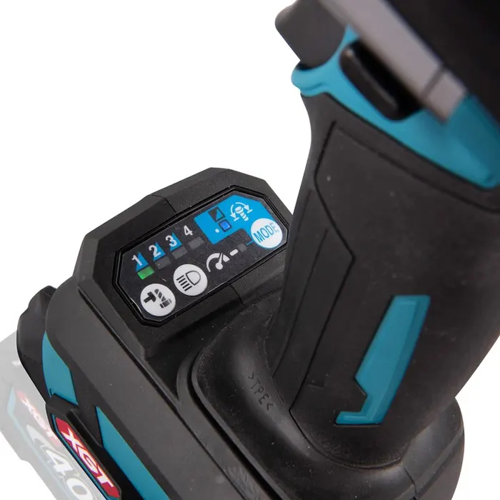 Makita Cordless Impact Wrench, 40V, Drive 3/4 inch, 2030Nm, 3.2kg TW001GZ