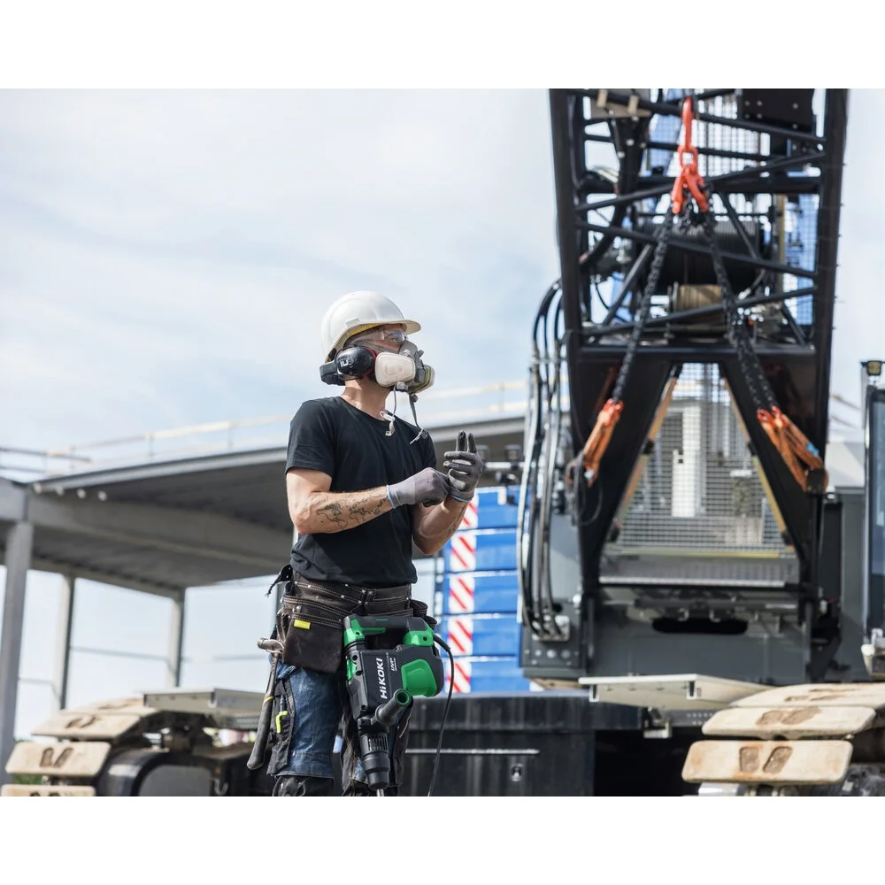 Hikoki Rotary Hammer 1150W, 9.2 J Impact Energy, 40 mm Concrete Capacity, 2800 BPM, 6.8 kg DH40MEY2WSZ