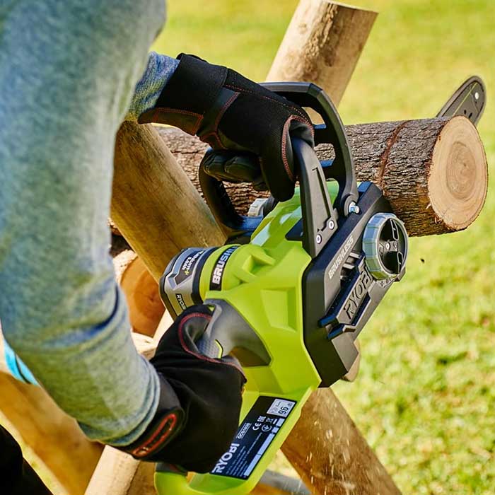 Ryobi Cordless Chain Saw, 18V, Bar Length 300mm (12 inch), 3.9kg OCS1830-0C