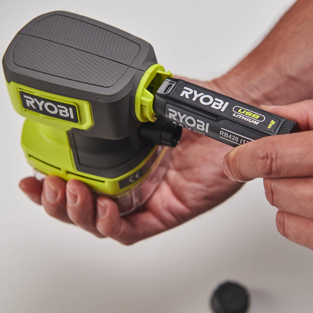 Ryobi Mini Cordless Vacuum Cleaner 4V, 113 l/min Airflow, 70 ml Dust Tank, 0.22 kg RDV4-0