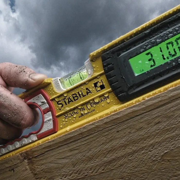 Stabila Digital Spirit Level Tech 196, Magnetic, 3 Vial, 81cm, Made In Germany 17671