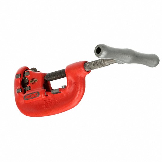 Ridgid Manual Cutting Action Four Wheel Pipe Cutter, Cutting Capacity 3/4 in to 2 in 32870