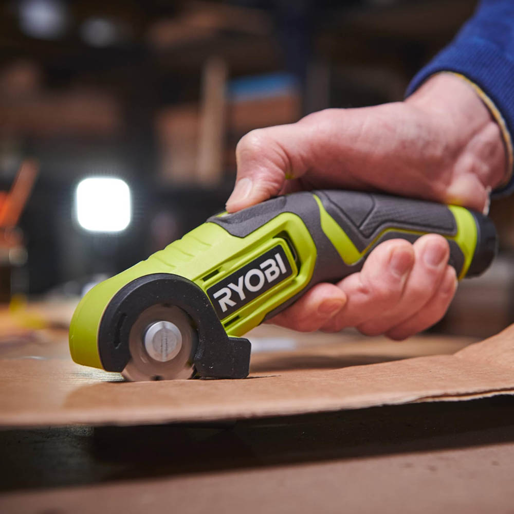 Ryobi Cordless Cutting Tool Kit 4V, 6.4mm Cutting Capacity, Self-Sharpening Blade RCT4-120G