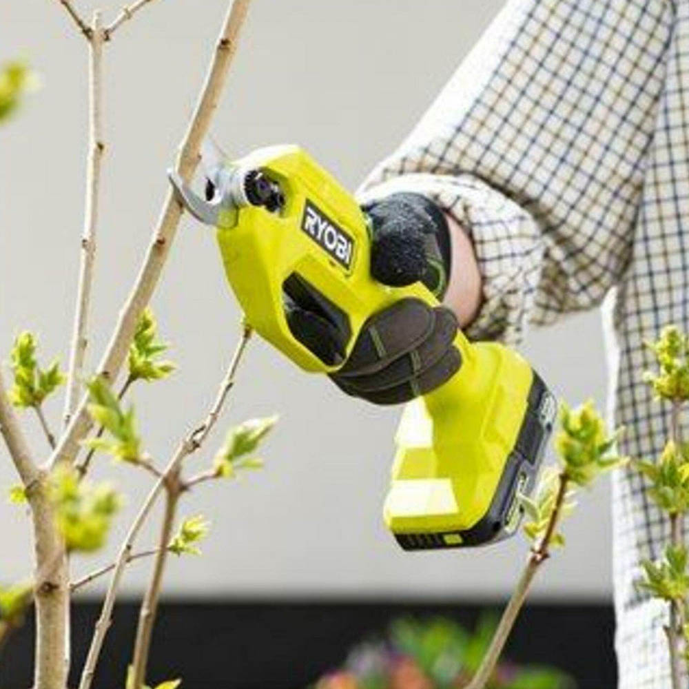 Ryobi Cordless Tree Pruning Shear 18V, 25mm Cutting Capacity, 145Nm Torque RY18SCA-0