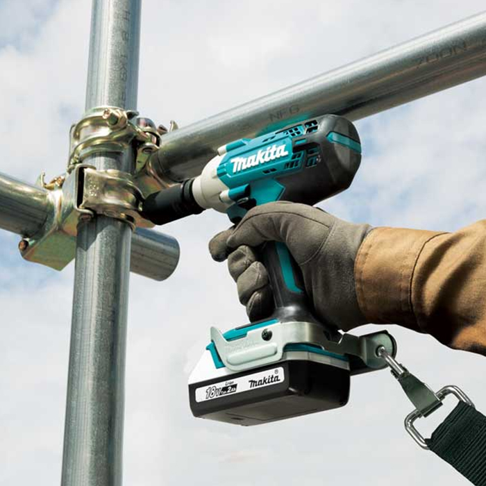 Makita Cordless Impact Wrench, 18V, 1/2 inch, 200Nm, 2300 RPM, 1.5kg TW202D001