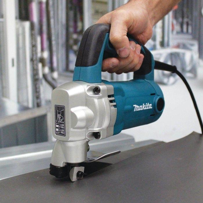 Makita Metal Shearing Machine, For Steel, Aluminum, 710W, 1600 spm, 3.4Kg JS3201