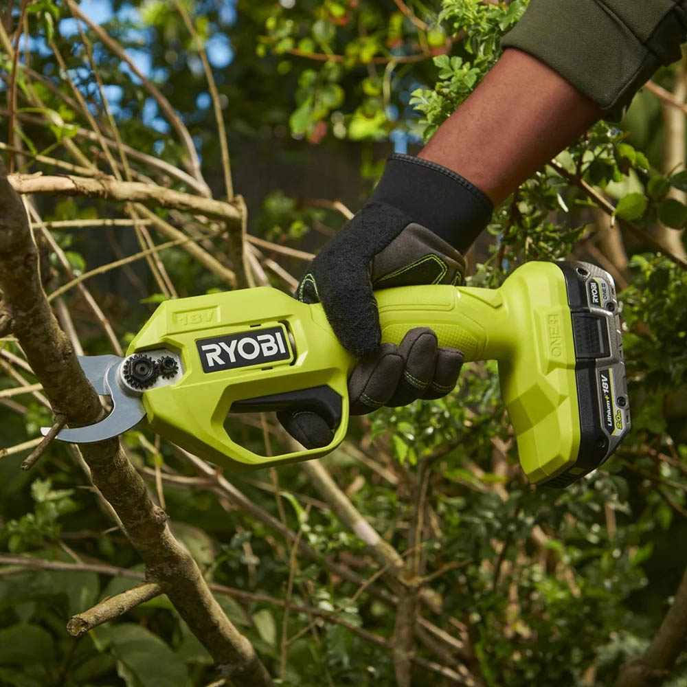 Ryobi Cordless Tree Pruning Shear 18V, 25mm Cutting Capacity, 145Nm Torque RY18SCA-0